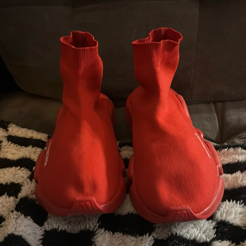 balenciaga,wore a couple times
